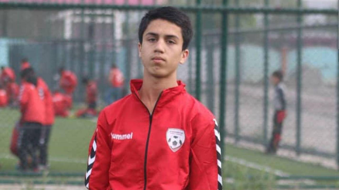 „Mam nadzieję, że odpocznie w niebie”: afgański piłkarz zabity przez amerykański samolot na lotnisku w Kabulu