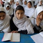 Talibowie mówią, że licealiści mogą wznowić zajęcia, ale nie wspominają o dziewczynach