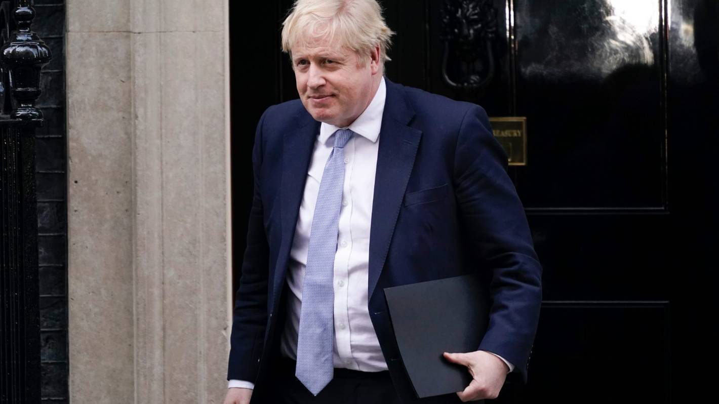 Boris Johnson anuluje pozostałe ograniczenia Covid-19 w Anglii