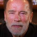 Arnold Schwarzenegger apeluje do narodu rosyjskiego o odrzucenie rządowej dezinformacji podczas inwazji na Ukrainę