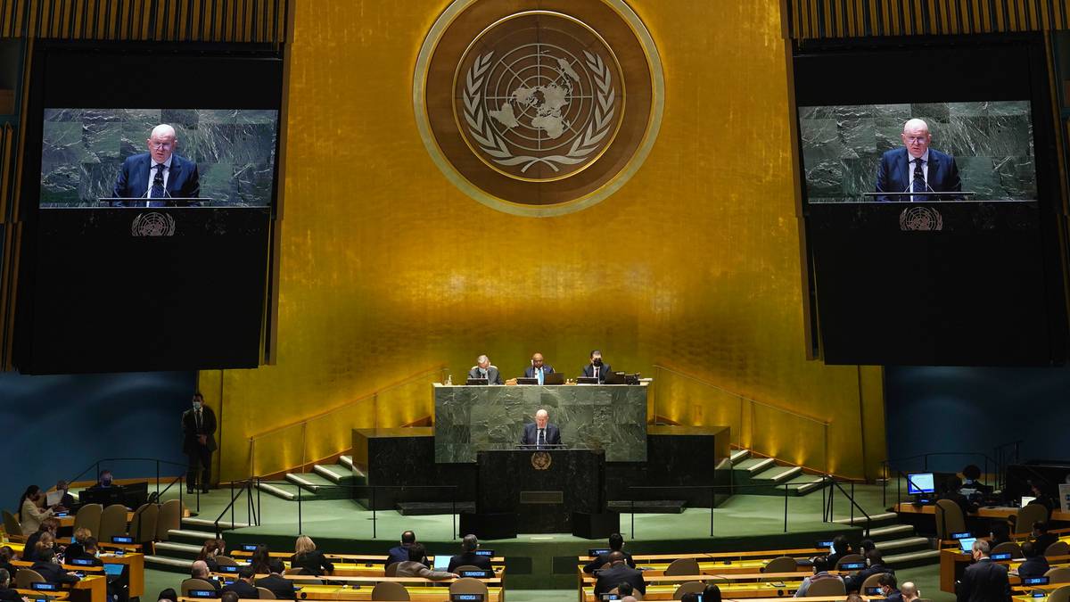 Wojna z Ukrainą: Na rzadkiej sesji ONZ Rosja jest pod presją, by powstrzymać wojnę