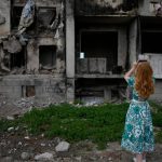 Wojna rosyjsko-ukraińska: rosyjskie pociski uderzają w Kijów, niszcząc poczucie spokoju