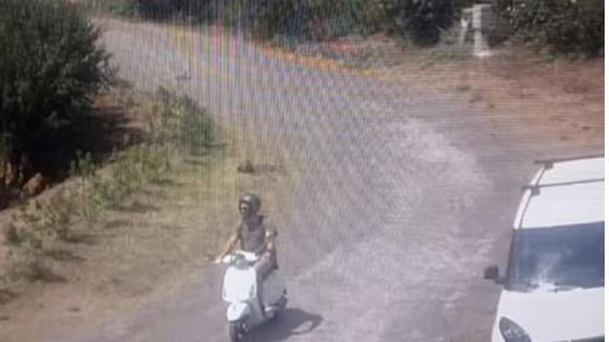 Sklasyfikowany jako „barbarzyńca”: australijski turysta aresztowany po nielegalnej przejażdżce motocyklem przez zabytki w Pompejach