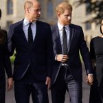 Książę Harry i Meghan dołączają do Williama i Kate, aby oddać hołd królowej
