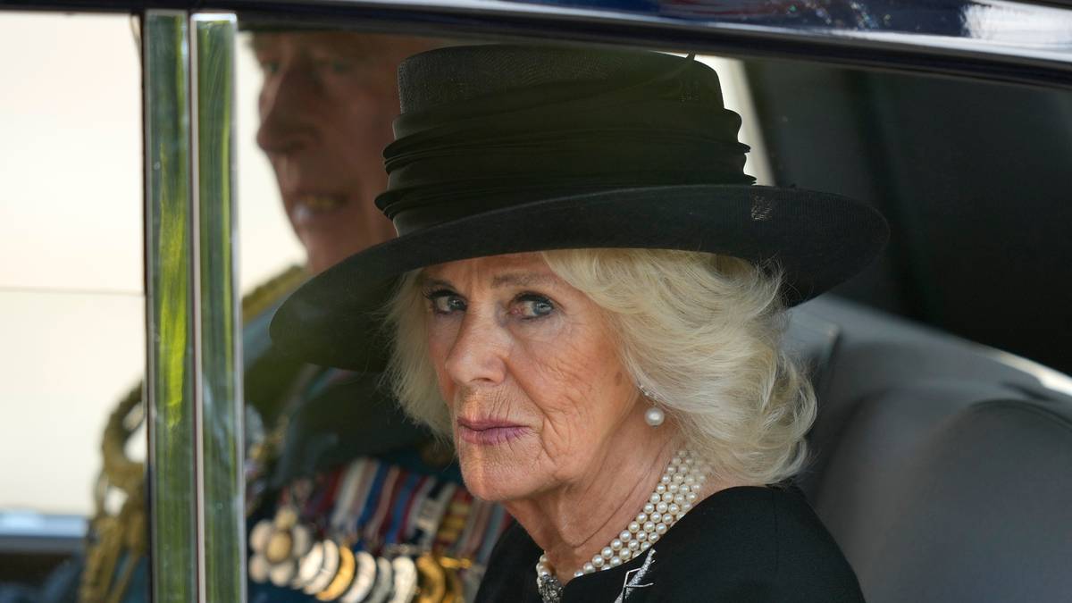 Umiera królowa Elżbieta: Królowa małżonka Camilla ujawnia bolesne obrażenia