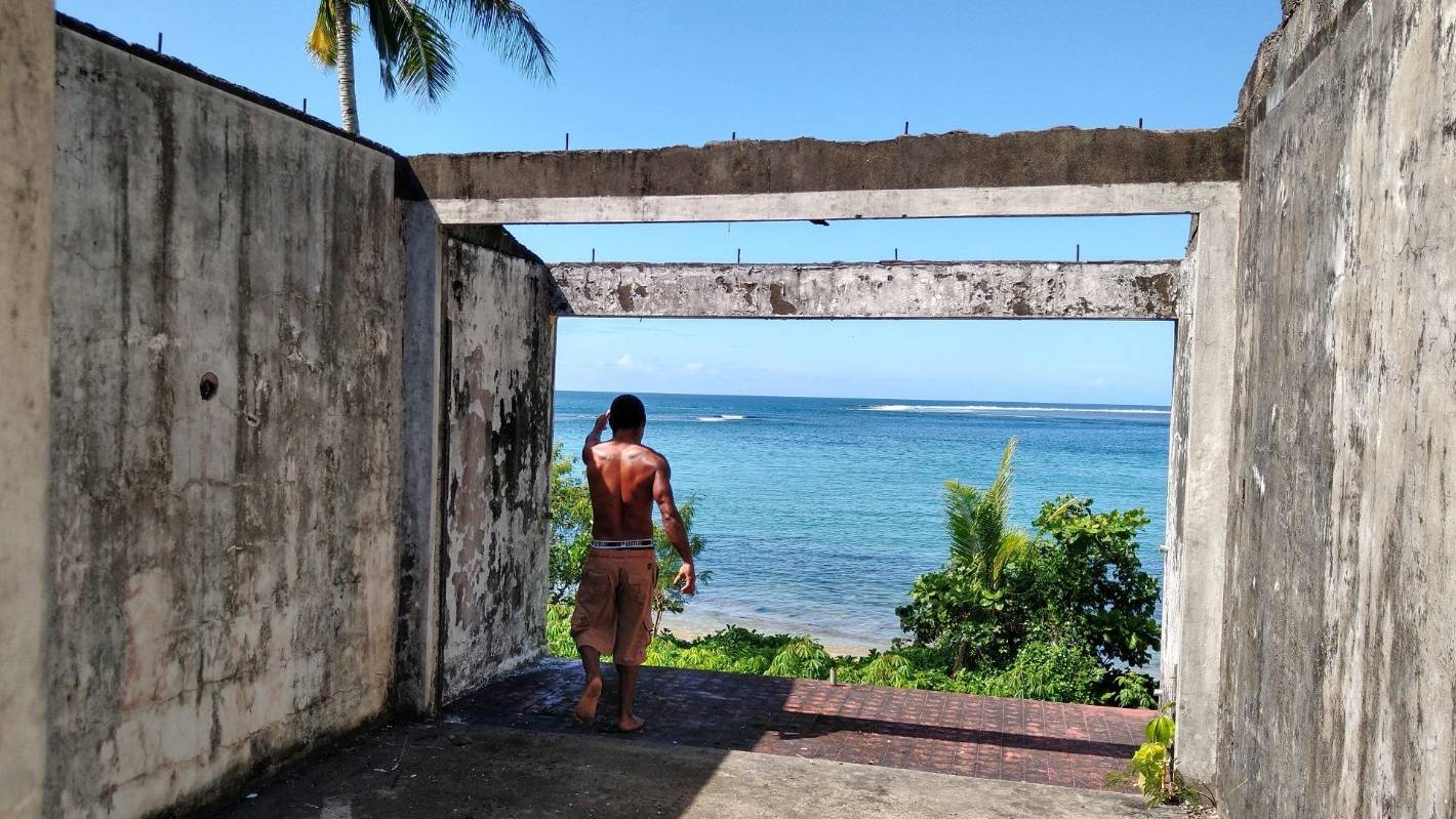 Luksusowy hotel, który pomógł rozpocząć masową turystykę na Fidżi, jest teraz w ruinie